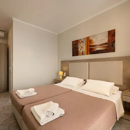 Golden Sunset Hotel 3*