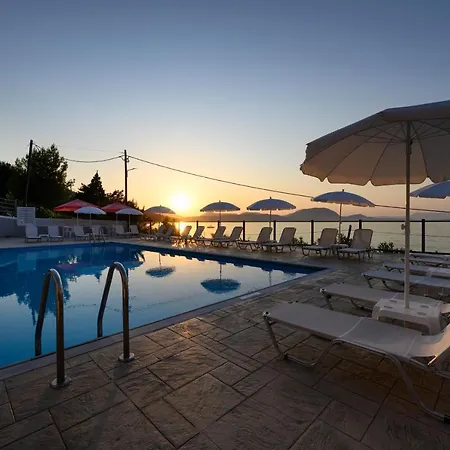 Golden Sunset Отель 3*