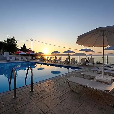 Golden Sunset 3* Boukaris