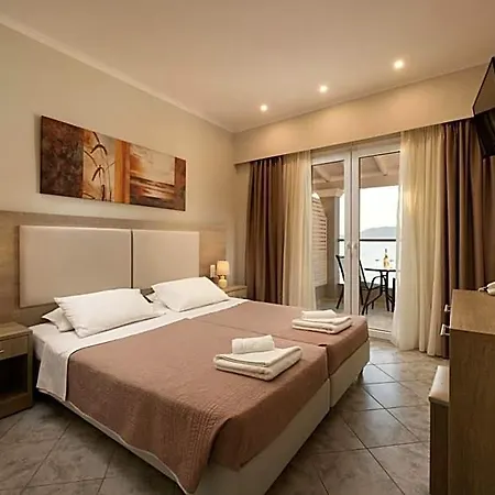 Hotel Golden Sunset