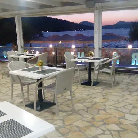 Hotel Golden Sunset