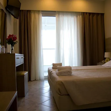 Golden Sunset 3* Boukaris