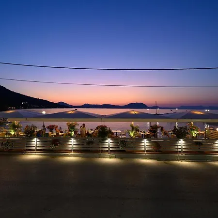 Golden Sunset Ξενοδοχείο Μπούκαρι