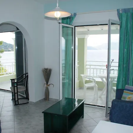 Golden Sunset Hotell Mpoukaris