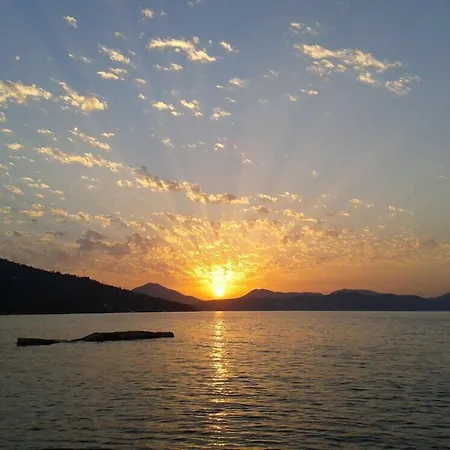 Golden Sunset 3* Mpoukaris