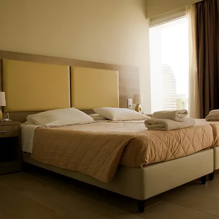 Hotell Golden Sunset 3*