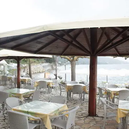 Golden Sunset Hotell