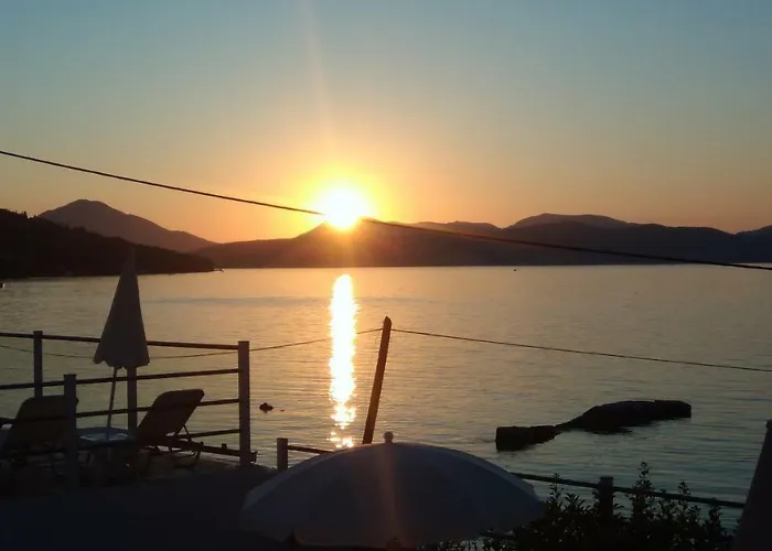 Hotel Golden Sunset Mpoukaris